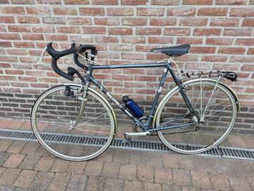 KOERSFIETS  beschikbaar voor biedingen