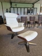 ergonomische design lederen relaxzetel met poef in perfecte, Ophalen, Wit, Leer, Zo goed als nieuw