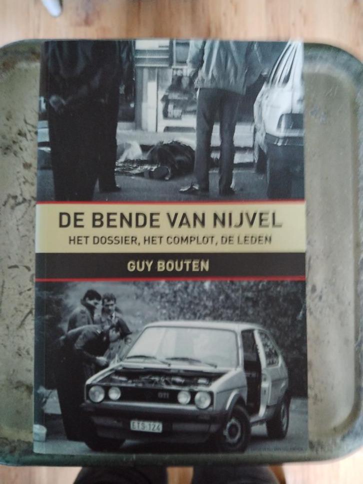 Boek De bende van Nijvel, Boeken, Politiek en Maatschappij, Juridisch en Recht, Verzenden