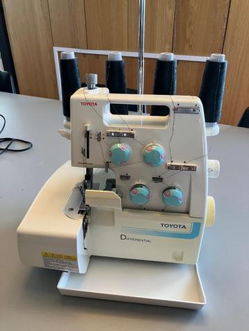 Toyota SL1 overlock, Enlèvement, Utilisé, Surjeteuse, Autres marques