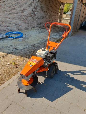 Nimos Mug onkruid borstel Honda GX160 5.5hp beschikbaar voor biedingen