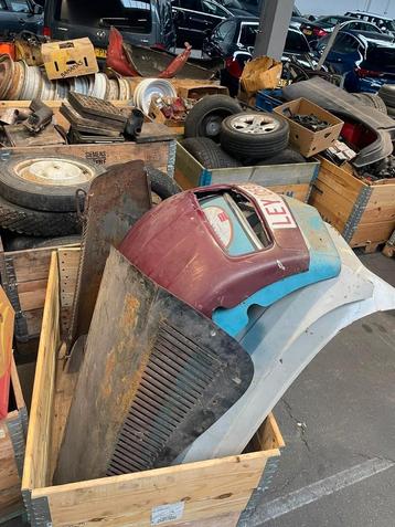 Citroën 2cv Ami onderdelen  beschikbaar voor biedingen