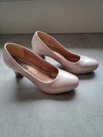 Roze laké pumps maat 39, Kleding | Dames, Pumps, Bel & Bo, Ophalen of Verzenden, Zo goed als nieuw