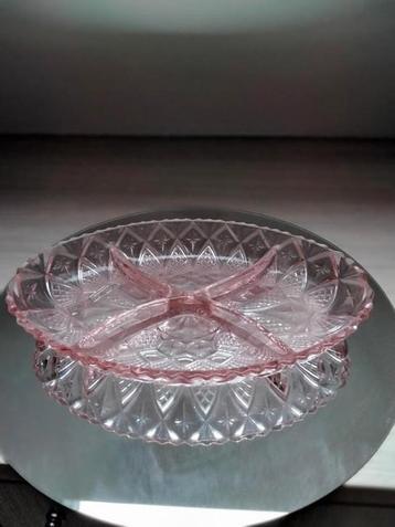verre pressé rose avec 4 compartiments anciens, Enlèvement ou Envoi