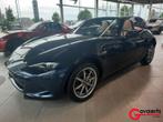 Mazda MX-5 KAZARI 1.5L SKYACTIV-G 132PK 6MT, Auto's, 140 g/km, Beige, Cabriolet, Blauw