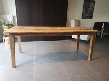 Authentieke houten tafel voor binnen of buiten beschikbaar voor biedingen