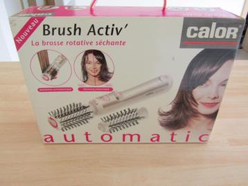 Brosse rotative sechante pour cheveux CALOR beschikbaar voor biedingen