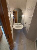 Badkamer met wandradiator en inbouwdouche - ZELF DEMONTEREN, Immo