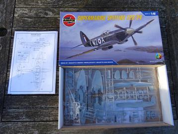 Bouwkit Spirfire Supermarine F22/24 - 1/48 beschikbaar voor biedingen