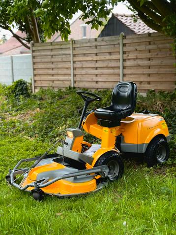 Stiga Park Pro 16 Zitmaaier motor 16HP tip topconditie