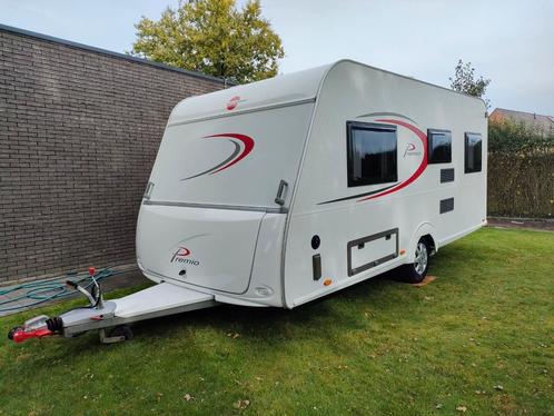 Burstner premio 450 ts, Caravans en Kamperen, Caravans, Particulier, tot en met 5, 750 - 1000 kg, Rondzit, Bürstner, Frans bed