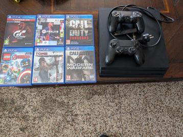 PS4 pro, 2 pads, games beschikbaar voor biedingen