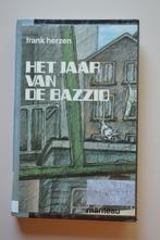 Het jaar van de bazzio - Frank Herzen, Ophalen of Verzenden, Gelezen, Frank Herzen, Fictie