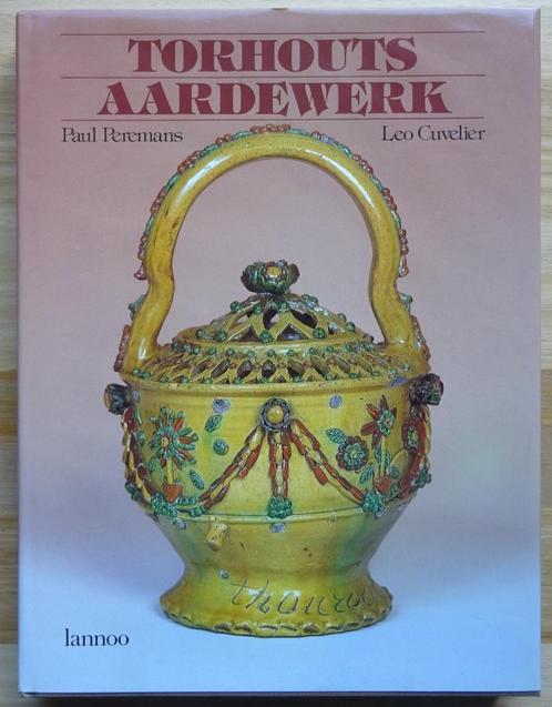 Torhouts Aardewerk, 1987, Lannoo, Livres, Art & Culture | Arts plastiques, Comme neuf, Enlèvement ou Envoi