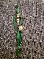 Groene armband met sierhorloge, Enlèvement ou Envoi, Avec bracelets à breloques ou perles, Comme neuf, Vert