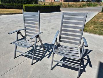 2 tuinstoelen  beschikbaar voor biedingen