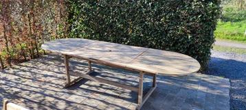 teak tafel 2 x verstelbaar beschikbaar voor biedingen
