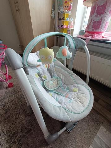 Baby schommelstoel  beschikbaar voor biedingen