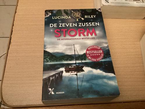 Storm, Boeken, Romans, Gelezen, Ophalen