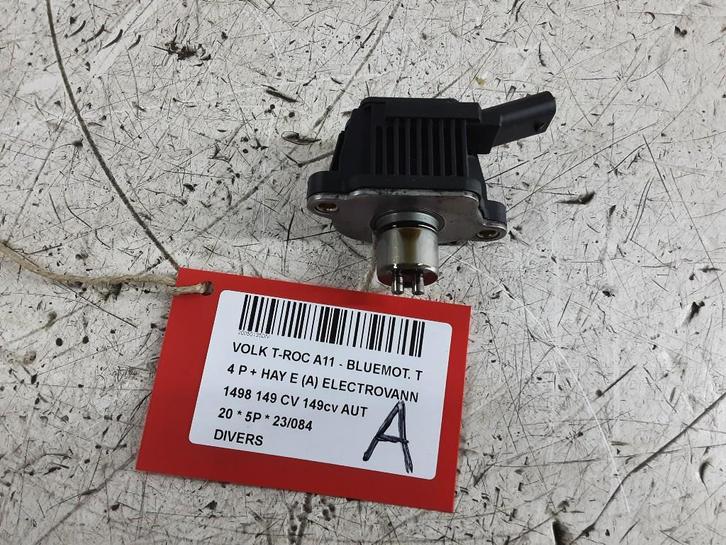 DIVERSEN DIVERS Volkswagen T-Roc I (04E906048A), Auto-onderdelen, Overige Auto-onderdelen, Volkswagen, Gebruikt