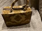 VINTAGE FLUWELEN TOILETTASJE + INHOUD JAREN 70. GOEDE STAAT, Handtassen en Accessoires, Toilettassen, Ophalen of Verzenden, Gebruikt