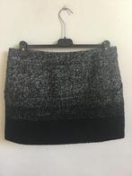 Mini jupe de Karen Millen, taille 42, Vêtements | Femmes, Taille 42/44 (L), Enlèvement ou Envoi