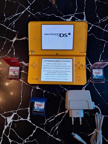 Console Nintendo DS XL + 4 jeux + Chargeur ! disponible aux enchères