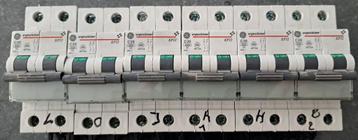 6 zekeringen c20 Vynckier, Enlèvement, Utilisé