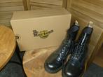 Dr. Martens Boots (vegan/glanzend) Maat 41, Kleding | Dames, Schoenen, Ophalen, Gedragen