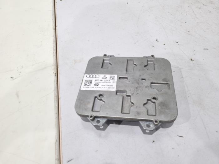 Ordinateur éclairage d'un Audi A8, Autos : Pièces & Accessoires, Éclairage, Audi, Utilisé, 3 mois de garantie, Enlèvement ou Envoi