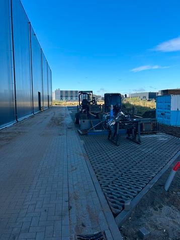 Van peer bestratingen grondwerken en machine verhuur