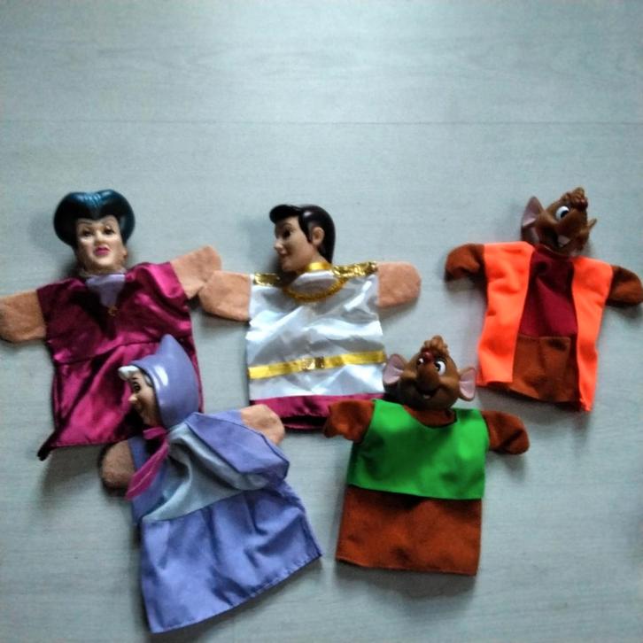 Disney handpoppen assepoester poppenkastpoppen, Kinderen en Baby's, Speelgoed | Poppen, Gebruikt, Ophalen of Verzenden
