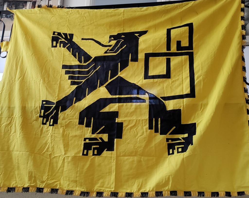 Vlaamse Leeuw vlag legioen Langemarck elite collaboratie, Ophalen of Verzenden, Landmacht, Vlag of Vaandel