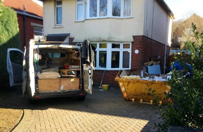 Huis leegmaken / afval verwijderen – snelle service, Ophalen