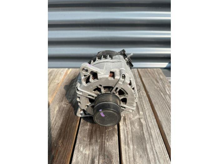 Dynamo d'un Mercedes A-Klasse, 3 mois de garantie, Utilisé, -, -