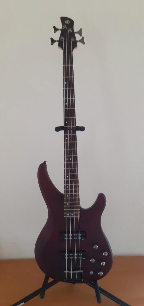 Yamaha trbx 504 (active/passive), Musique & Instruments, Instruments à corde | Guitares | Basses, Utilisé, Électrique, Enlèvement