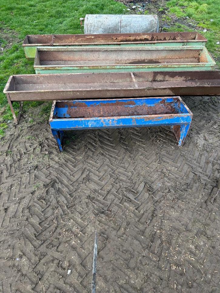 Mangeoire betail, Articles professionnels, Agriculture | Aliments pour bétail, Enlèvement