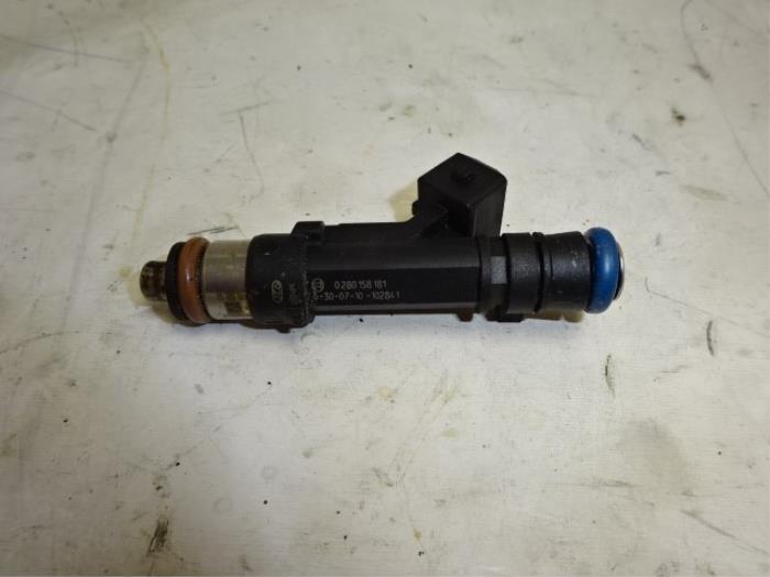Injector (benzine injectie) van een Opel Corsa, Gebruikt, -, -, Opel