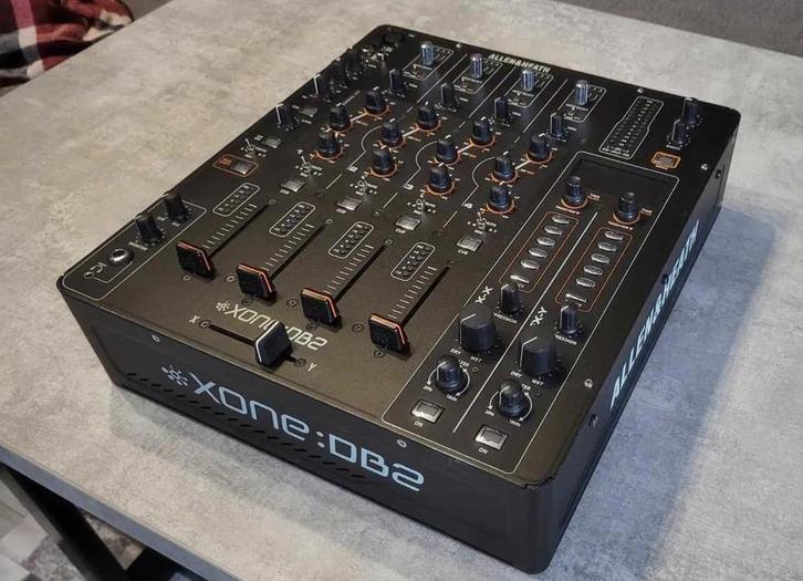 Allen Heath Xone DB2 Bezorging mogelijk, Musique & Instruments, Tables de mixage, Comme neuf, Enlèvement