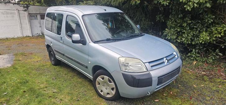 Citroën Berlingo 1.6 Essence + GPL — Conduite TRÈS bon ma, Autos, Citroën, Particulier, Berlingo, Attache-remorque, Essence, Euro 4