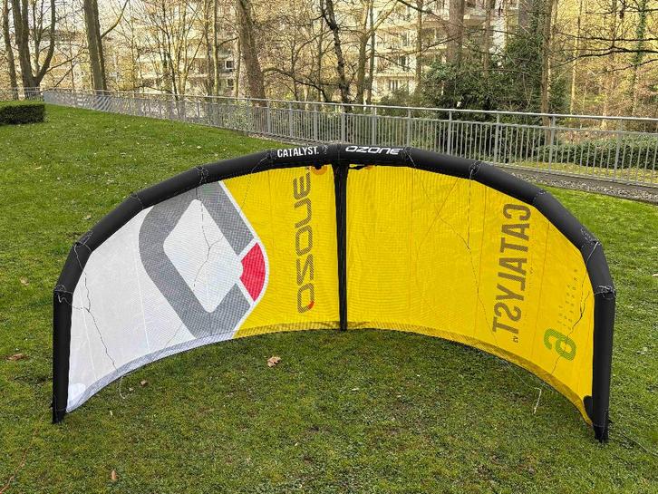 OZONE Catalyst 6m V3, Sports nautiques & Bateaux, Kitesurf, Comme neuf, Kite, 6 m², Enlèvement ou Envoi