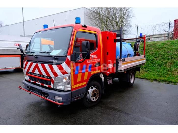 REF: lot V4 - Platte vrachtwagen met tanker Mitsubishi Cante, Auto's, Vrachtwagens, Bedrijf, Te koop, Mitsubishi, Overige brandstoffen