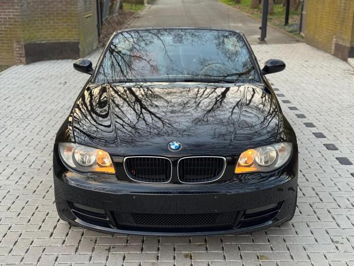 BMW 118i / CABRIO / BENZINE / GELDIGE KEURING, Auto's, BMW, Particulier, 1 Reeks, ABS, Airbags, Airconditioning, Centrale vergrendeling