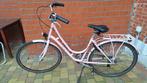 Roze damesfiets, Ophalen