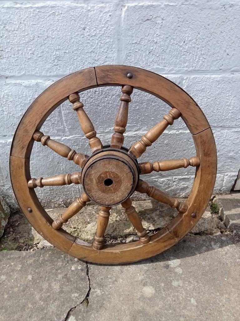 Ancienne roue en bois., Sports nautiques & Bateaux, Enlèvement
