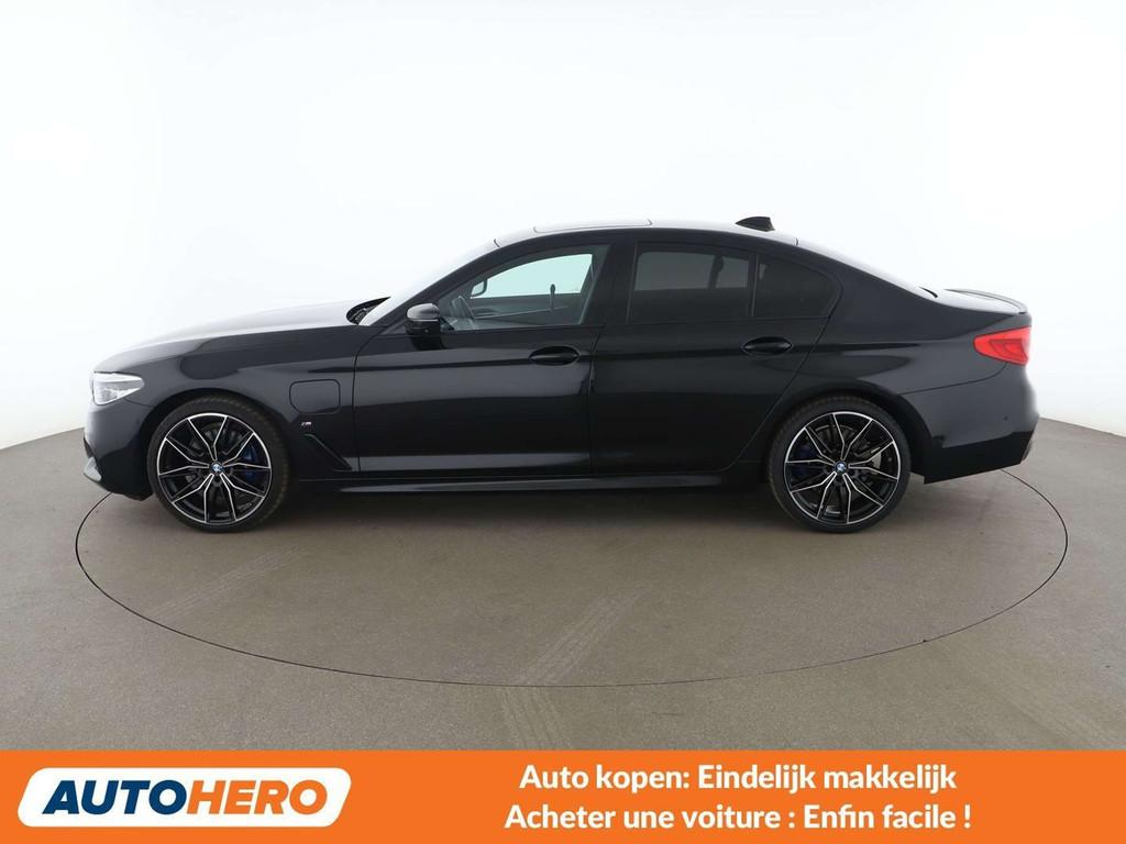 BMW 5 Serie 530 530e M Sport (bj 2020, automaat), Auto's, BMW, Achterwielaandrijving, Gebruikt, Startonderbreker, Zwart