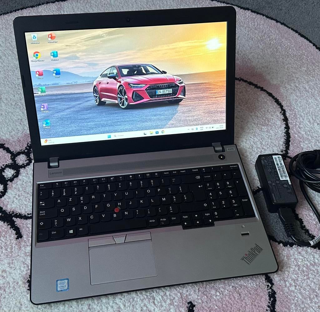 Mooie 15.6”Lenovo/ i3-7100U/8gb ddr4/128gb ssd/500gb hdd/, Ophalen, Zo goed als nieuw