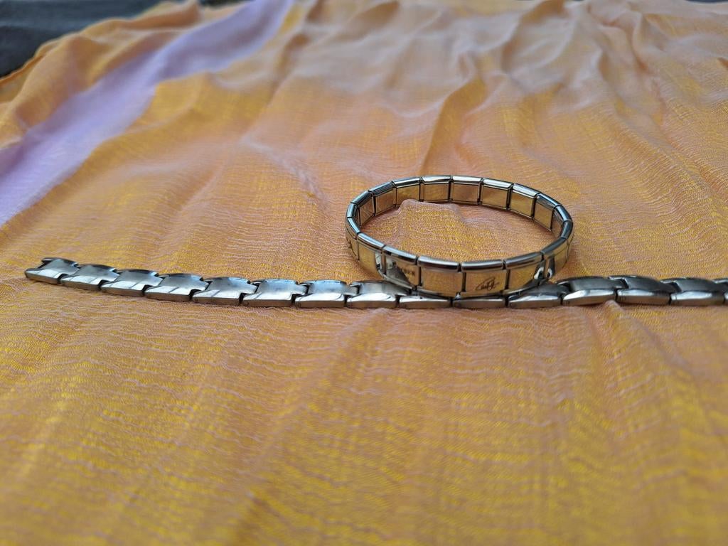 2 stainles steel armbanden, nooit gedragen, Bijoux, Sacs & Beauté, Bracelets, Enlèvement