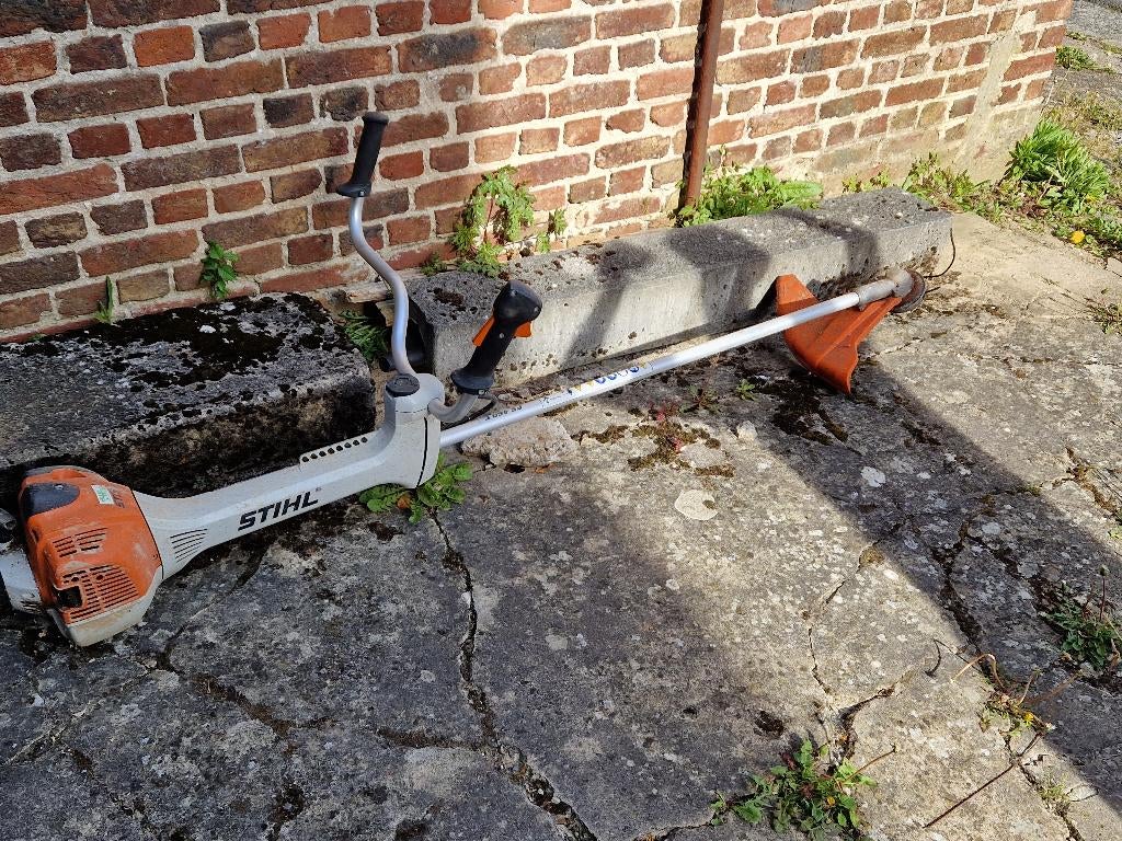 STIHL Débroussailleuse FS 460 C - Tronçonneuse MS211, Enlèvement, Utilisé, Essence, Stihl