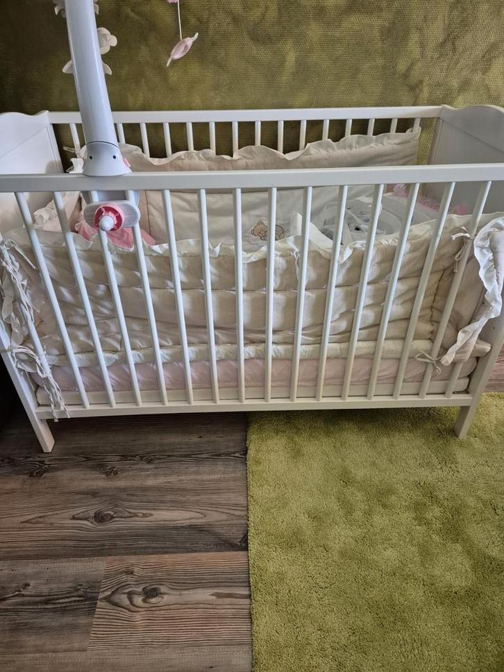 Lit bébé blanc 60x120 ikea, Enfants & Bébés, Parcs, Comme neuf, Enlèvement